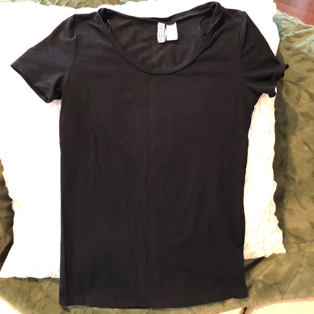 2/$12, 3/$16 H&M tshirt
